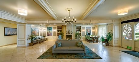 Ayres Hotel Seal Beach