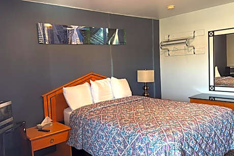 Queen Bed Non-Smoking