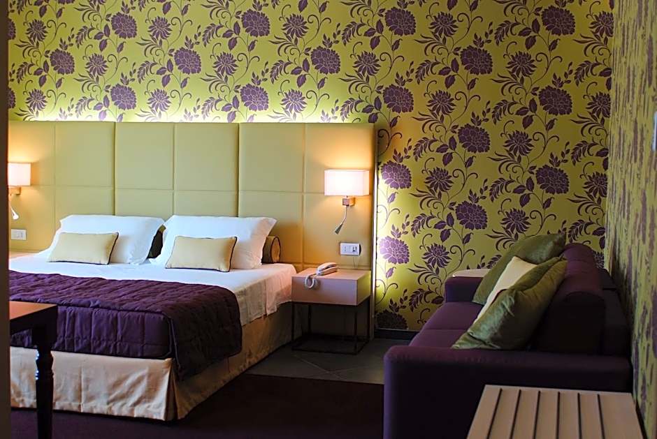 El Homs Palace Hotel