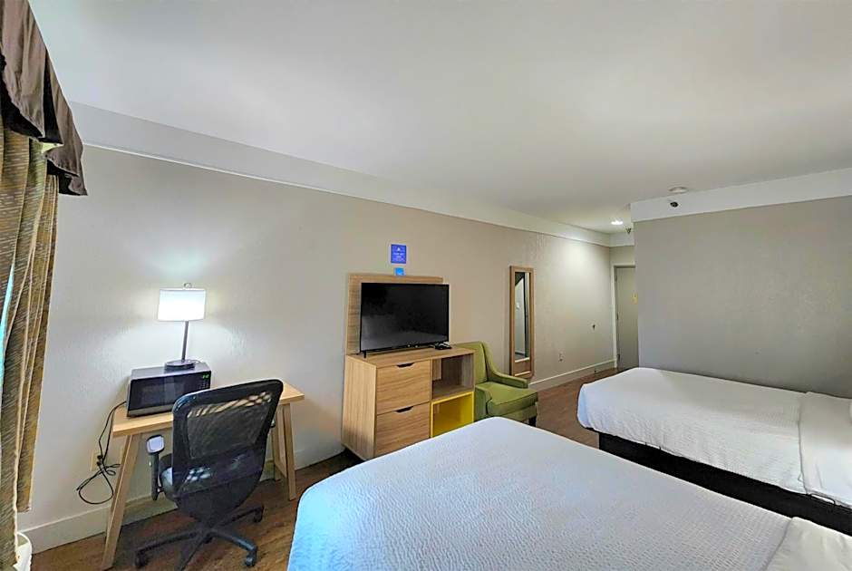 Days Inn by Wyndham Denham Springs-Baton Rouge East