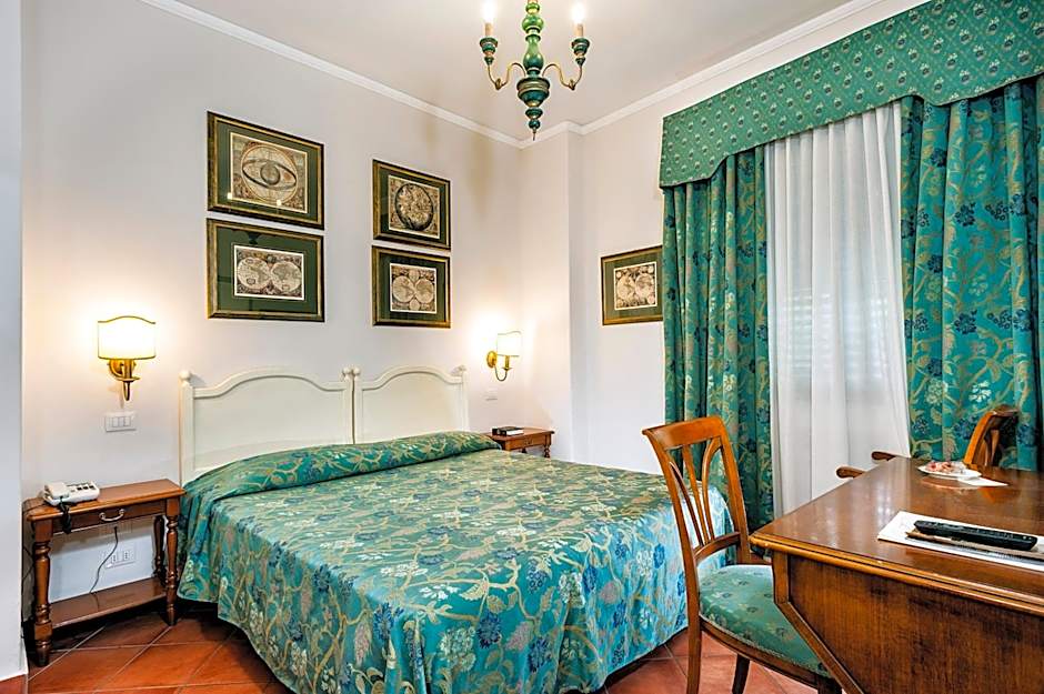 Hotel Sirius