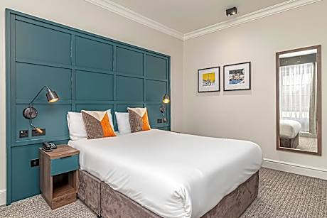 Large Apartment For Two