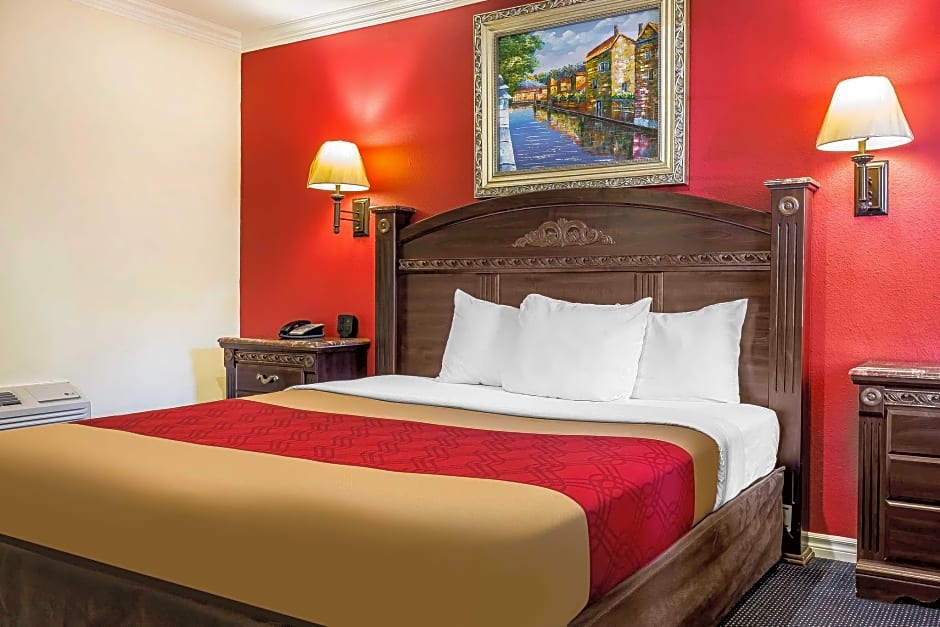 Econo Lodge Long Beach I-405