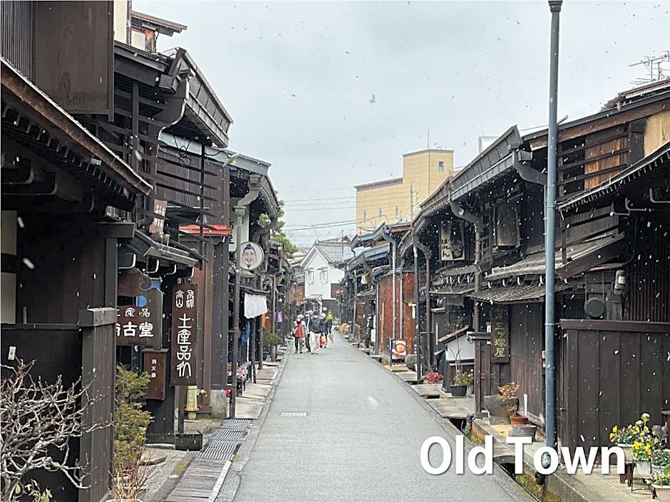 Backpackers Hida Takayama