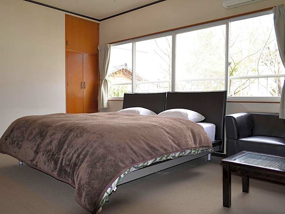 Yufuin Tsurunoyu Hotel