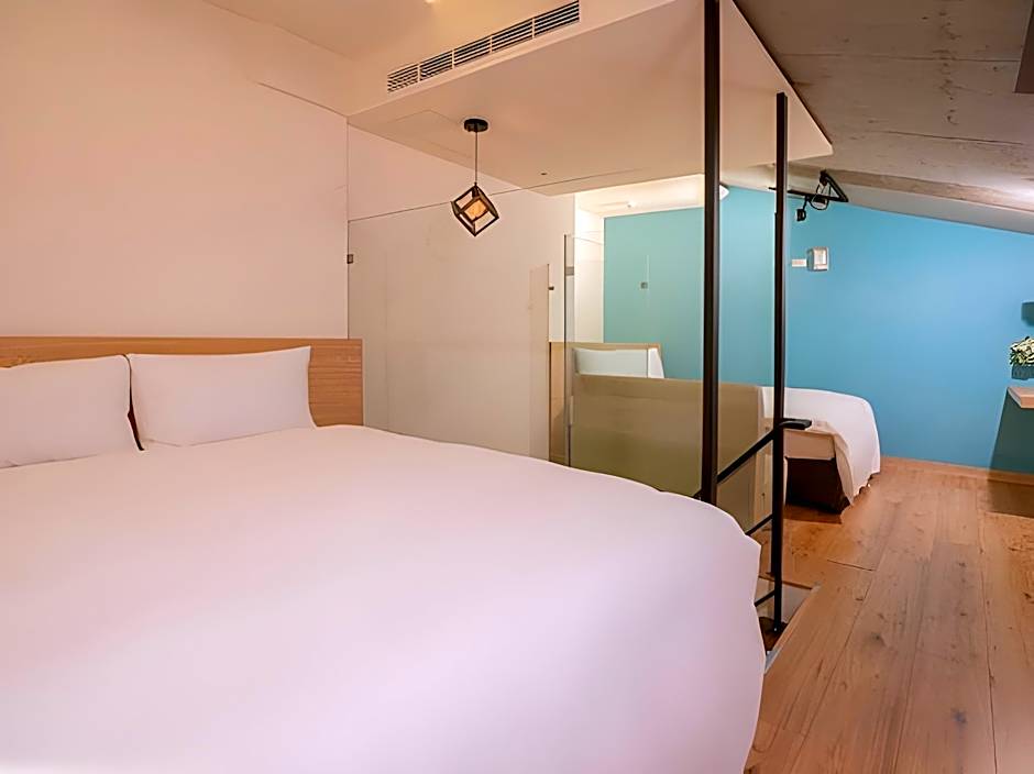 CHECK inn Express Taichung Yizhong