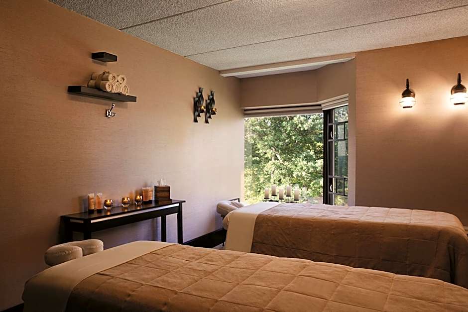 Woodcliff Hotel And Spa