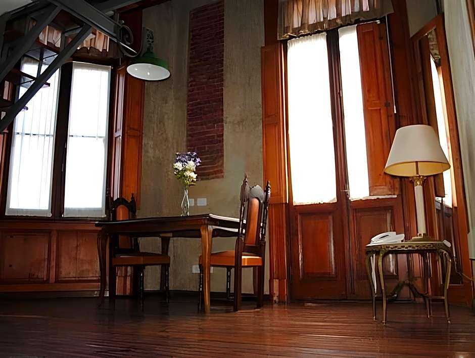 La Fresque Hotel Boutique