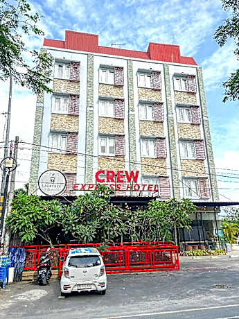 CREW EXPRESS Hotel