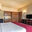 Shoreline Inn & Conference Center, Ascend Hotel Collection