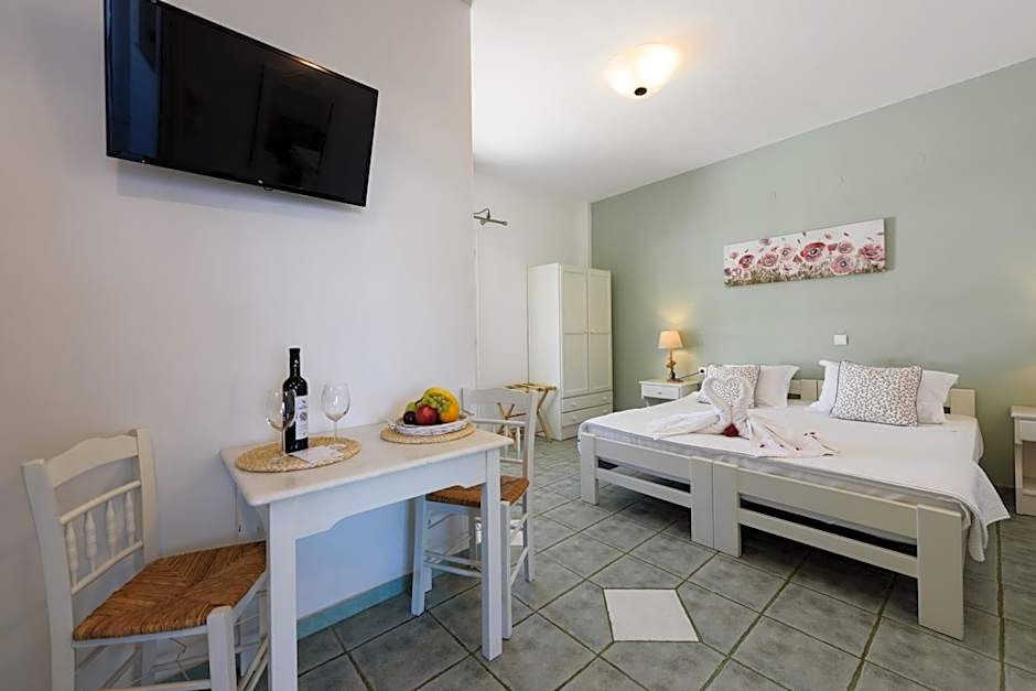 Anixis Studios Aliki Paros