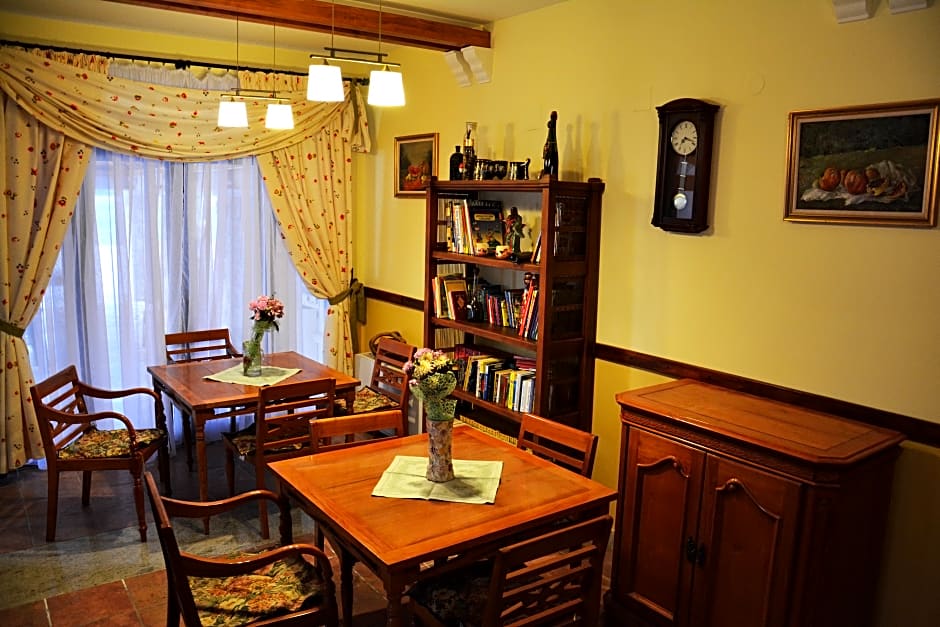 Aparthotel Villa Lav