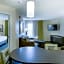 Candlewood Suites LAKEVILLE I-35