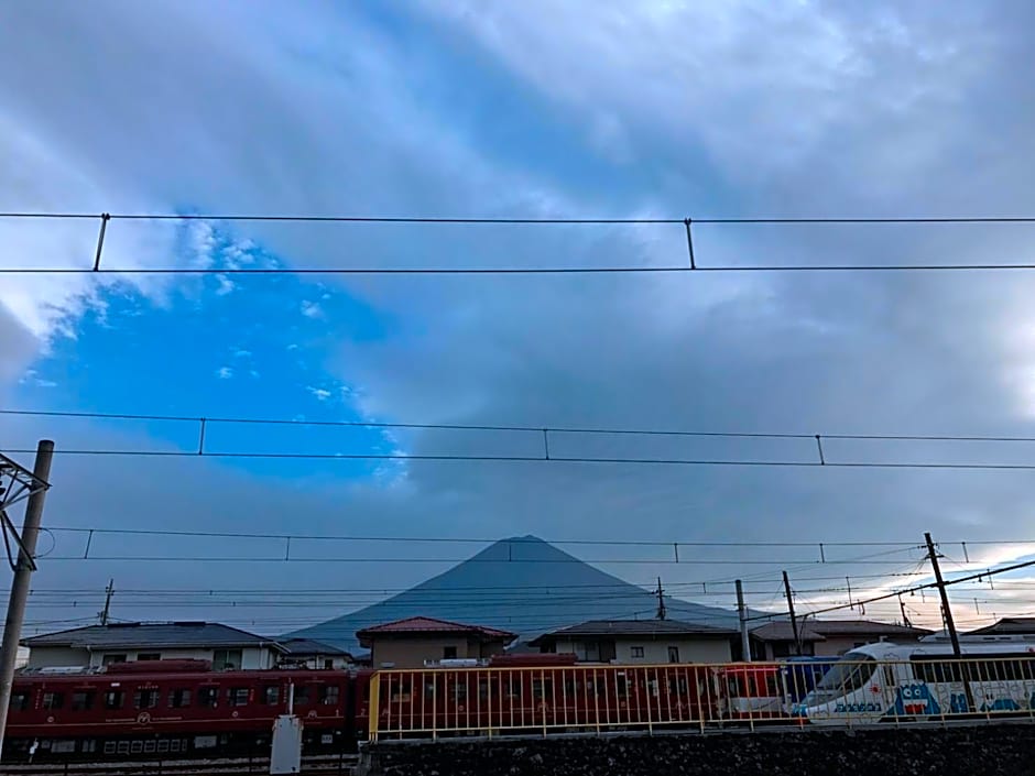 Fuji scenic house 73