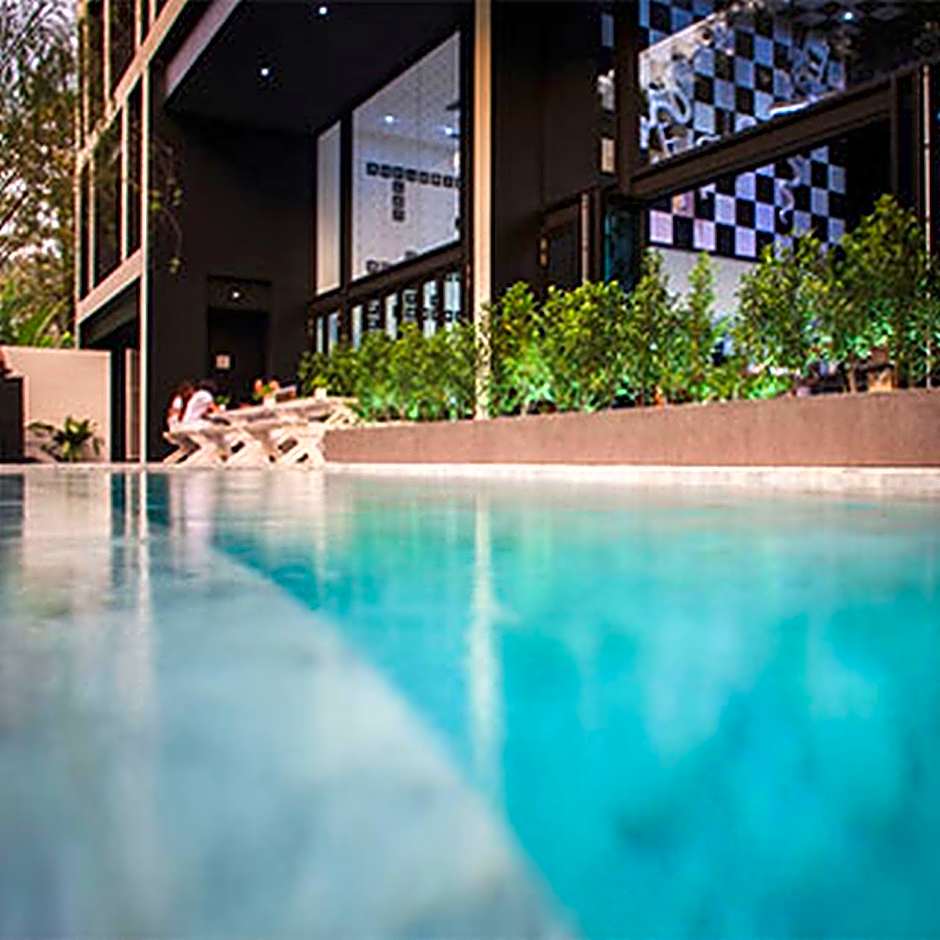 Blu Monkey Hub And Hotel Phuket