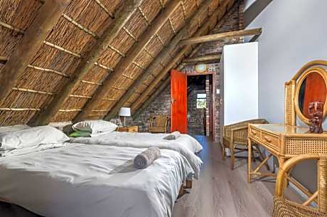 Thatched lodge