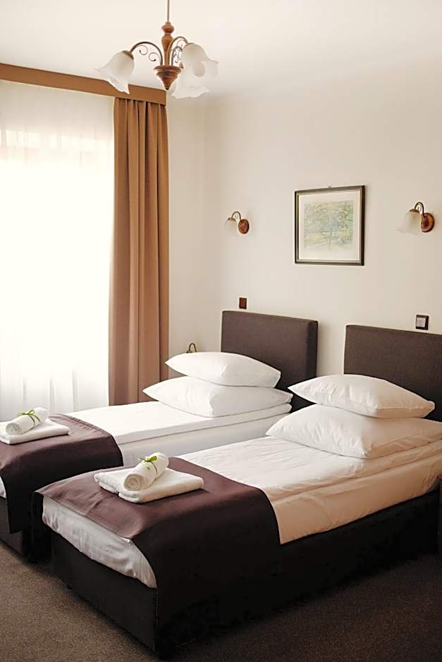 Photo 1 of 50 of Hotel Eden