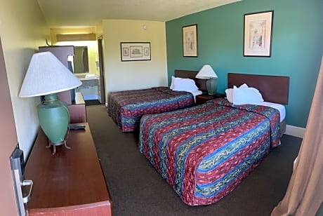 Double Room with Two Double Beds - Smoking