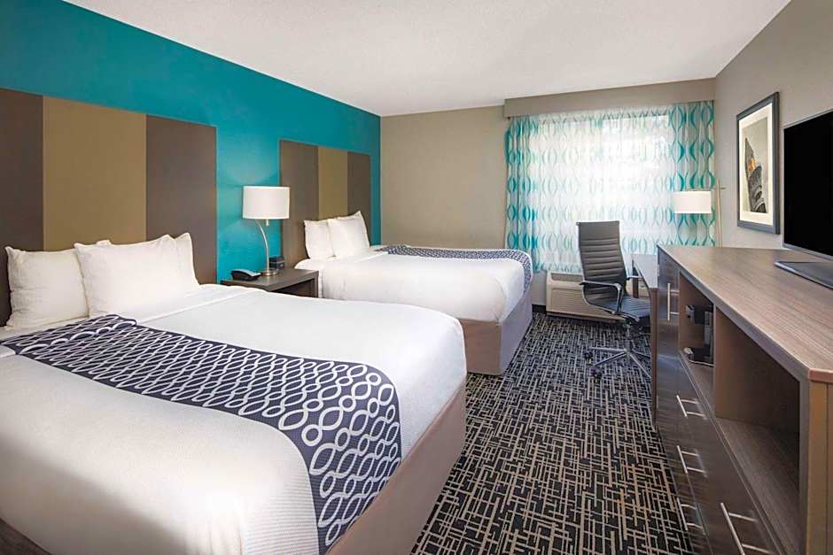La Quinta Inn & Suites by Wyndham Atlanta Airport North