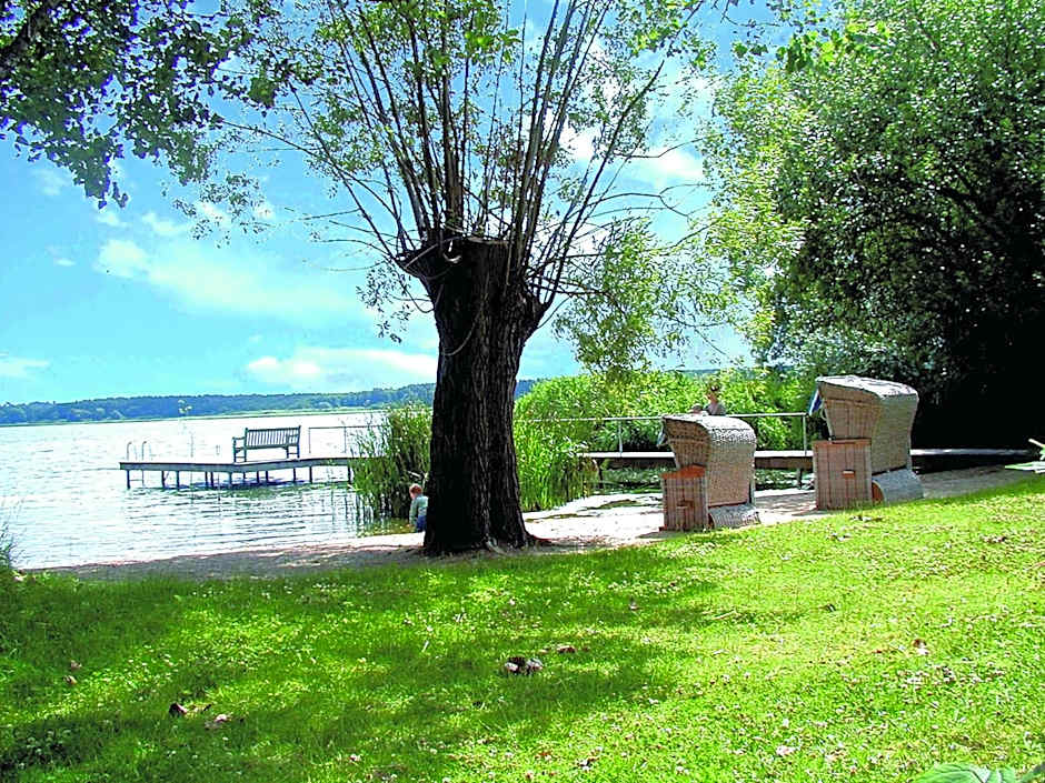 Seehotel Am Neuklostersee