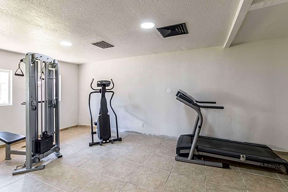 Studio 6-Arlington, TX
