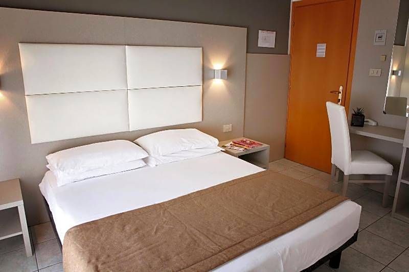 Hotel Columbia & Ninfea