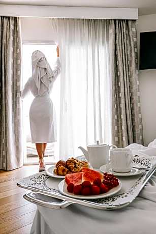 Prestige Suite