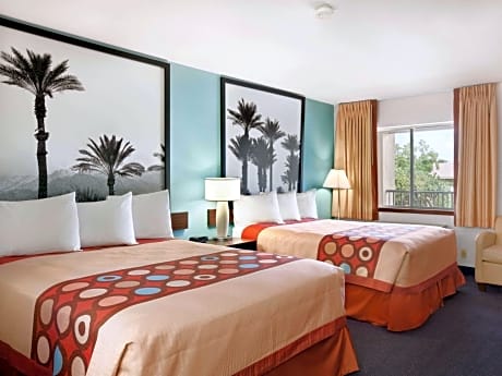 Super 8 by Wyndham Indio