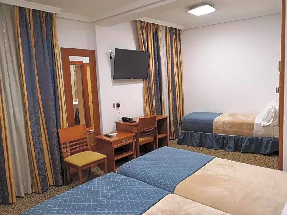 Hotel Mora by MIJ