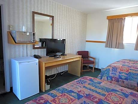 Double Room with Two Double Beds - Non-Smoking