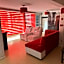Casa Vázquez , "Como en casa" , hospédate con nosotros y recibirás una atención personalizada, servicio y confort nos distingue.