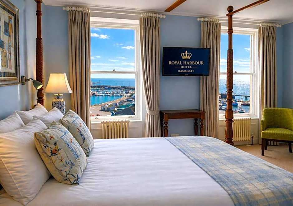 The Royal Harbour Hotel