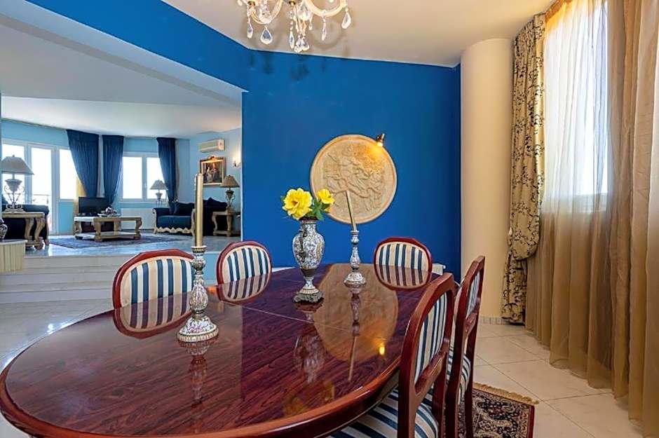 Rafkos Mansion with Private Pool and Amazing View