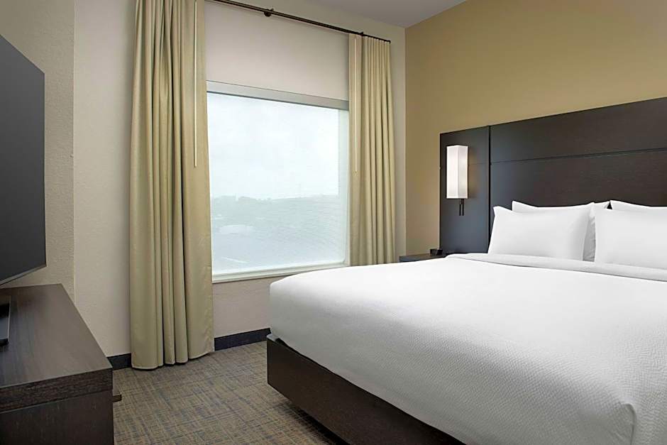 Residence Inn by Marriott Doral Mall Area