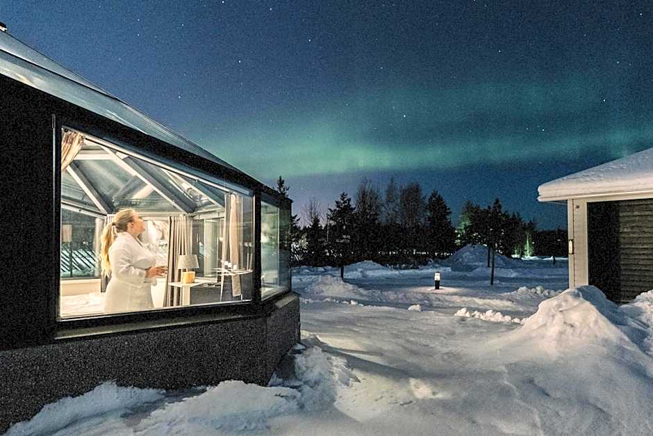 Santa's Igloos Arctic Circle