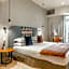 Suites FL By Sweett