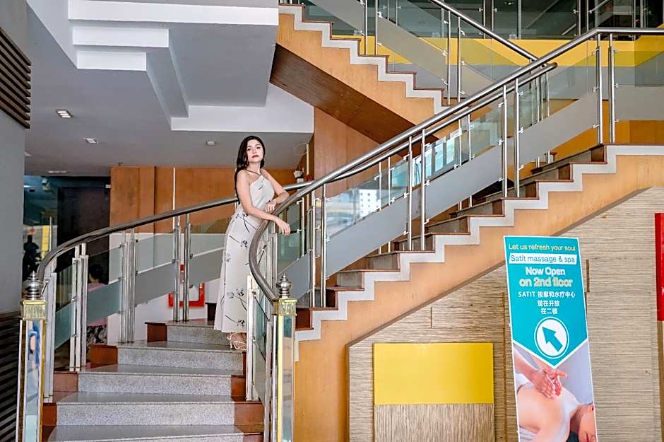 Satit Grand View Hotel