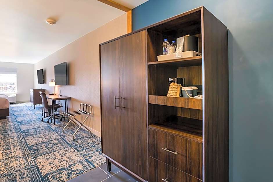 Four Points by Sheraton Elkhart