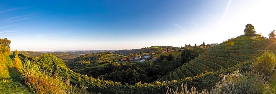 Weingut Albert, Familie Cramer