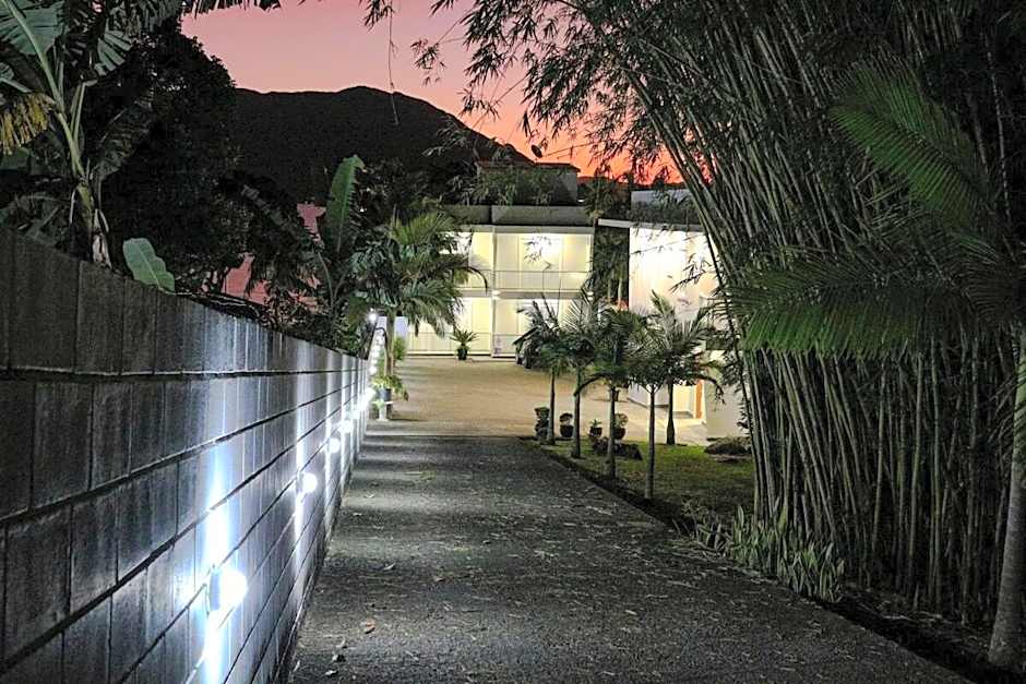 Charme, pôr do sol, praia privada. Exclusividade.