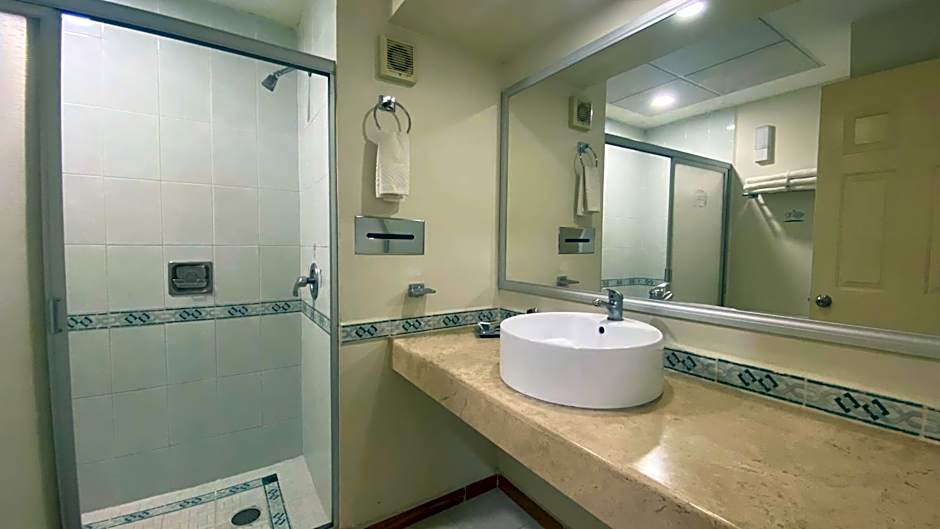 Hotel Enterprise Inn Poliforum