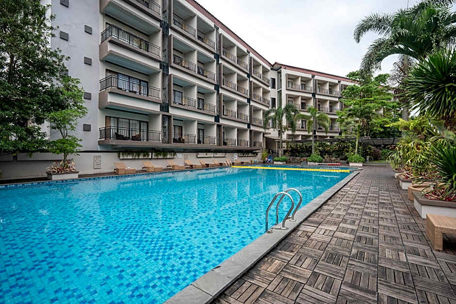 The Green Peak, ARTOTEL Curated