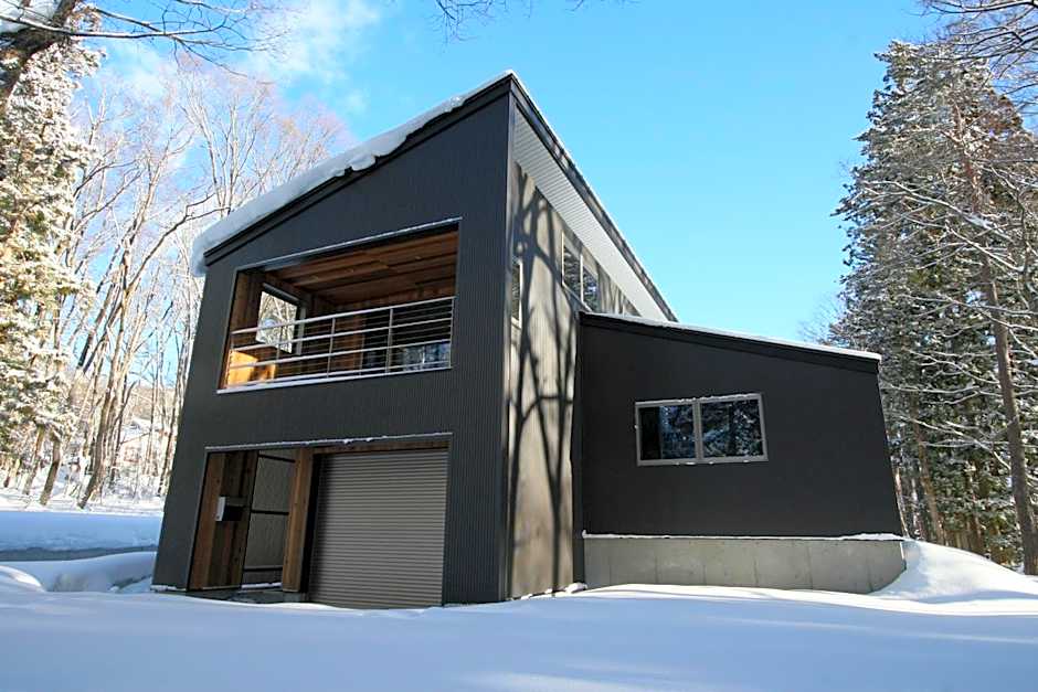 Phoenix Cocoon by HHG