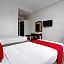 RedDoorz Near Trans Studio Mall 3