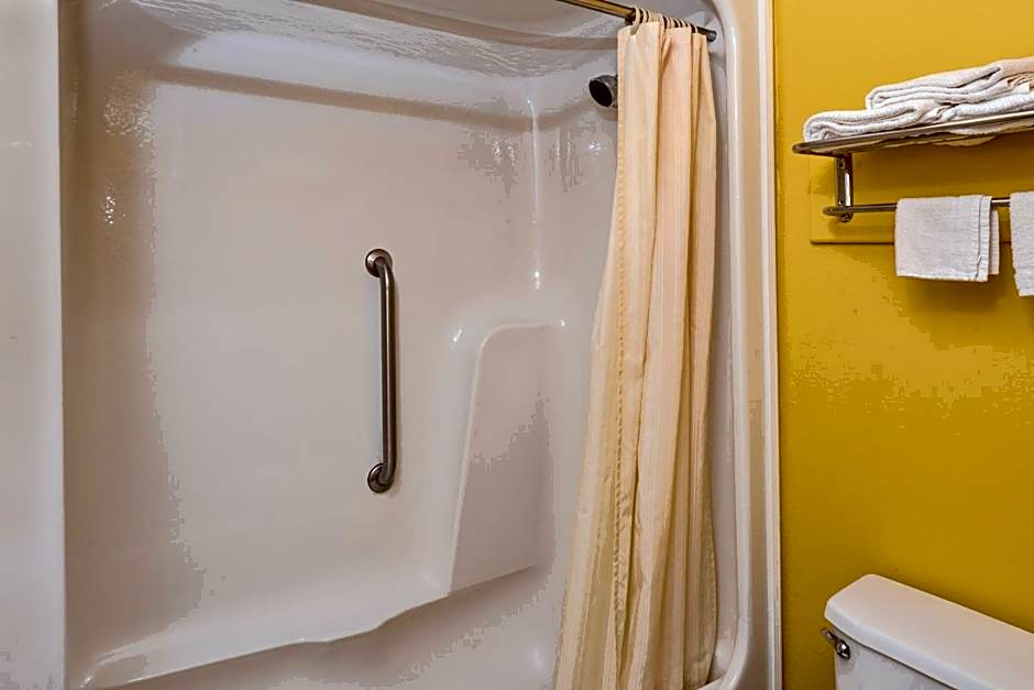 Americas Best Value Inn West Columbia