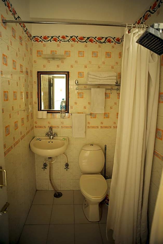 Mewar Haveli A Traditional Hotel