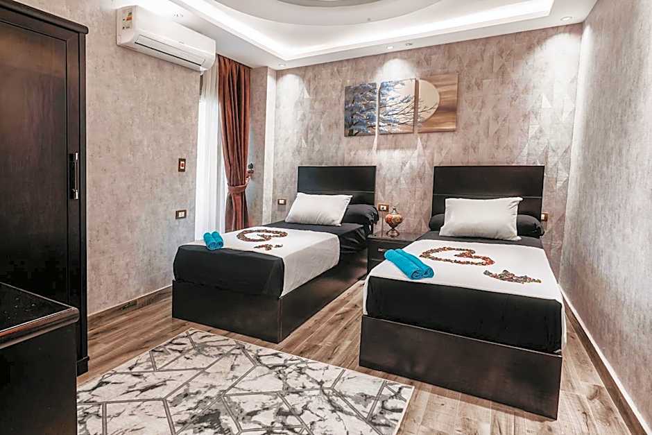 Pyramids Planet Hotel