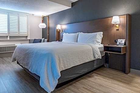 Standard King Room