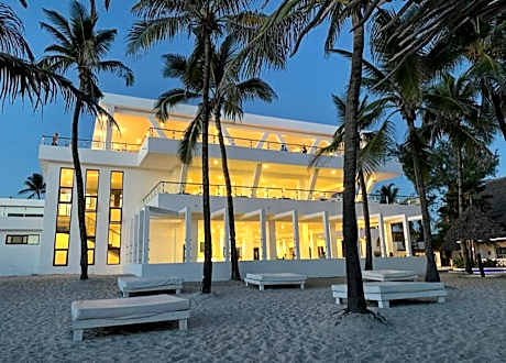 Barracuda Inn Resort