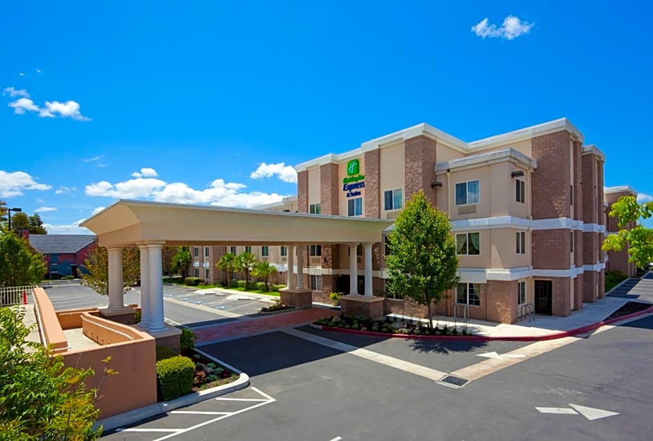 Holiday Inn Express Hotel & Suites Livermore